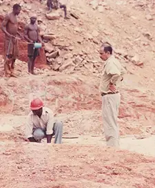 DOVE mining in Tanzania 2004-2006